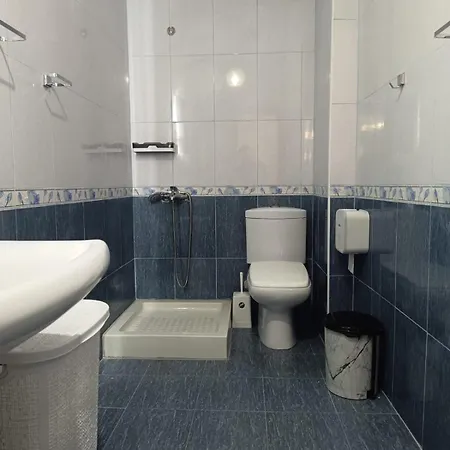 Xhulial 3 Saranda