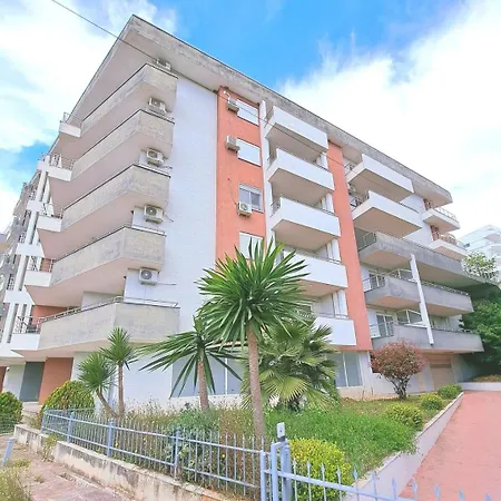 Xhulial 3 Appartement Saranda