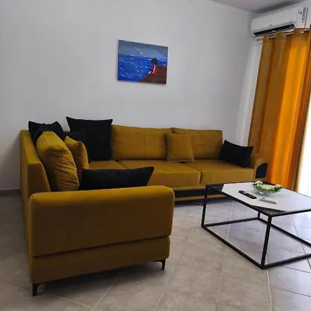 Xhulial 3 Saranda