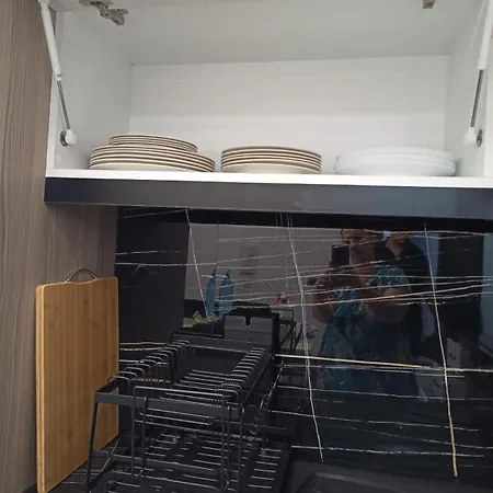 Xhulial 3 Apartamento