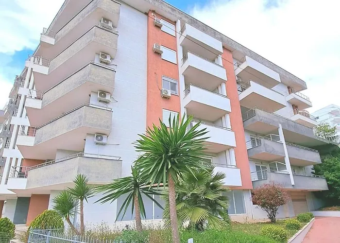 Xhulial 3 Apartment Sarande